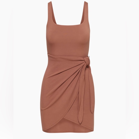 Wilfred Dresses & Skirts - Wilfred New Saturn Dress